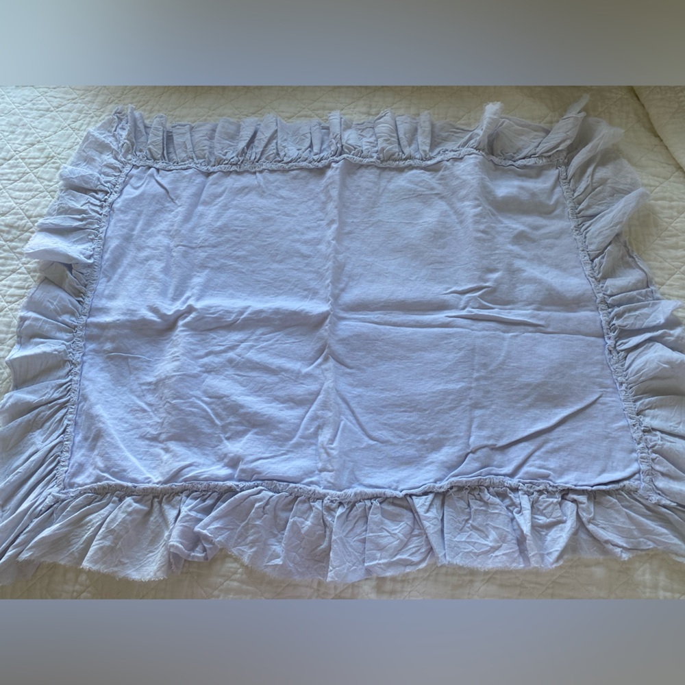 Pair of Matteo Tat Linen Queen Sham